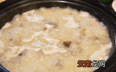 猪肚炖鸽子汤的营养功效