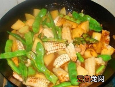 东北人怎么吃窝瓜当然是用嘴吃