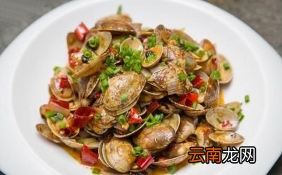 一炒花甲需要加水吗