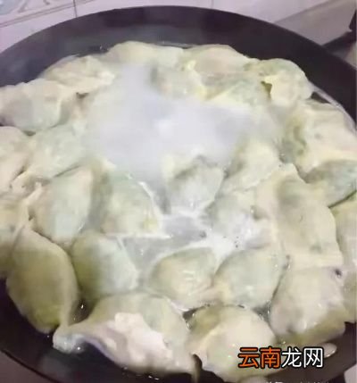 水饺煮烂了最主要有两个原因