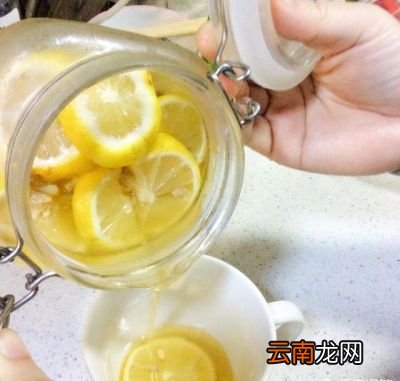 黑头是怎么形成的