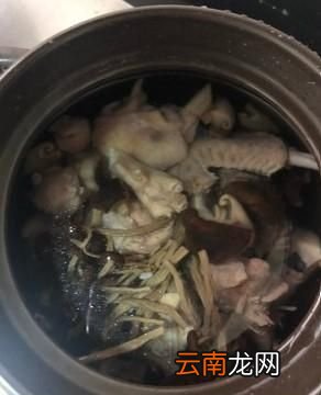 茶树菇老鸭汤的做法
