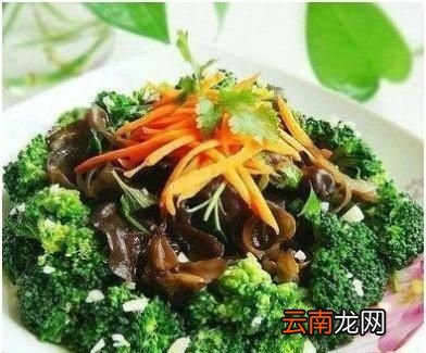 先来看看焯水的定义是什么