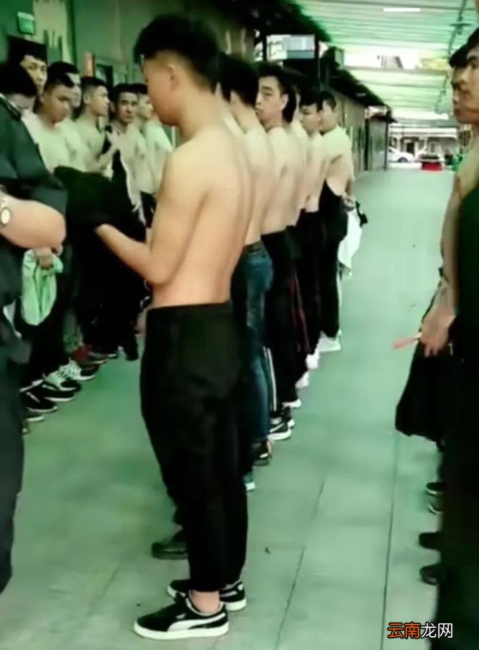 纹身这辈子就废了 有纹身不能做什么工作