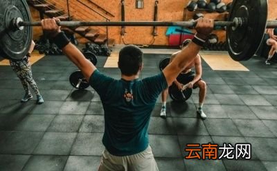 先减脂还是先增肌标准是什么