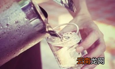 开水在几个小时后不能饮了