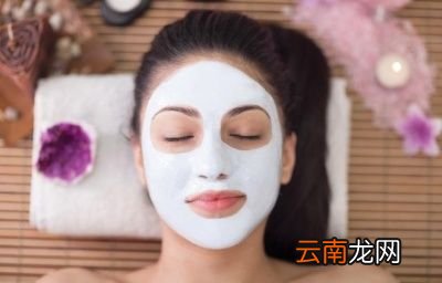 使用粉底是有方法的