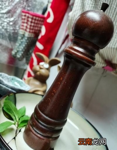 为什么说是黑椒牛排却没有提到胡椒呢