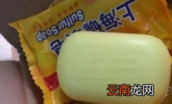 辨别脸上螨虫的4种方法