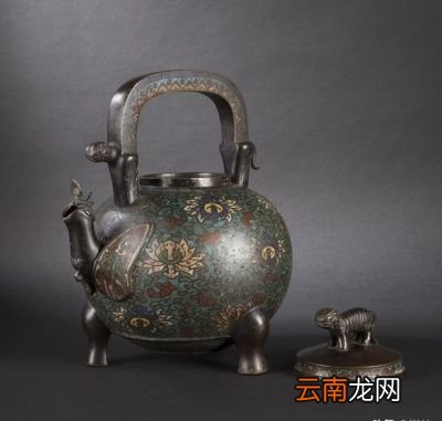 铜钱上绿锈有毒吗