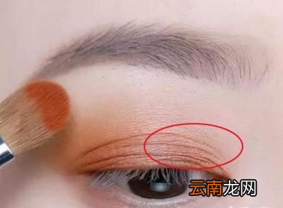 几个比较常见的显得眼妆脏的原因