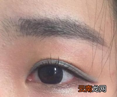 几个比较常见的显得眼妆脏的原因