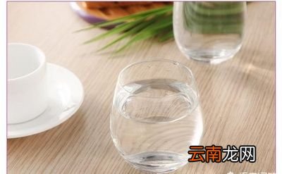 水烧开出现的水垢是什么