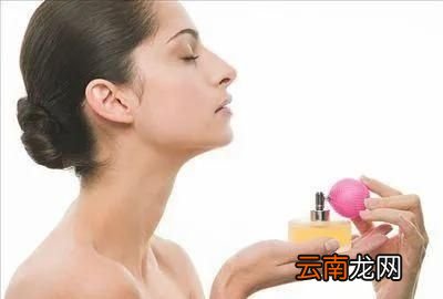 喷在衣服上和喷在皮肤上哪个留香时间更长