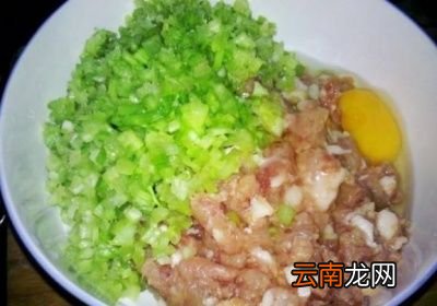 牛肉和哪些菜搭配好吃