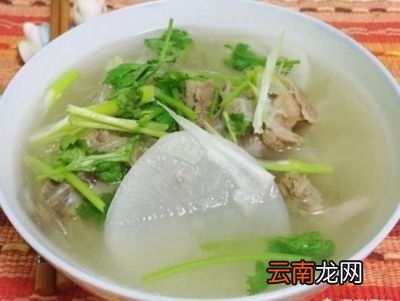清汤白萝卜炖羊肉的做法