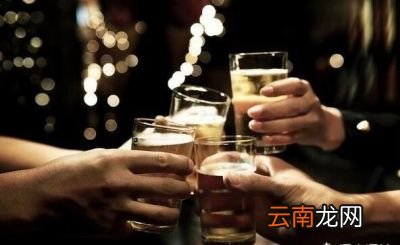 喝啤酒好还是喝白酒好