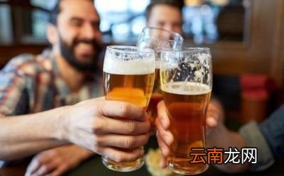 啤酒和白酒哪个更伤肝脏为什么
