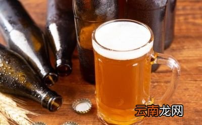 啤酒和白酒哪个更伤肝为什么