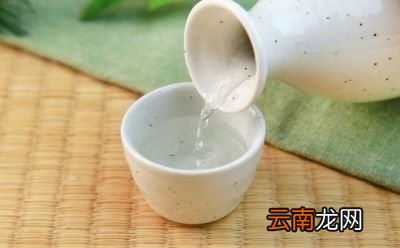 啤酒和白酒哪个更伤肝为什么