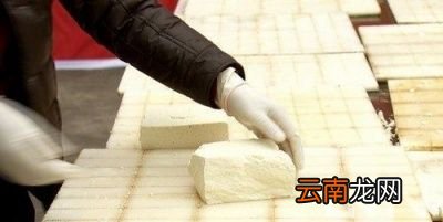 食物推荐胡萝卜动物肝脏鱼肝油等