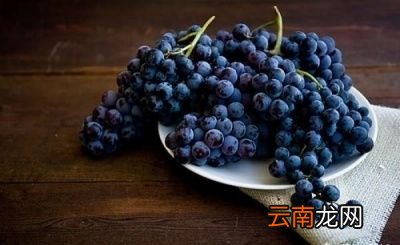 食物推荐胡萝卜动物肝脏鱼肝油等