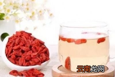 枸杞泡水喝有什么好处