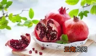一般石榴裂果可以通过以下方法防治