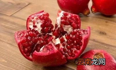 一般石榴裂果可以通过以下方法防治
