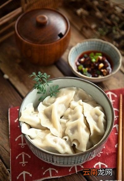 吃荠菜猪肉饺子的好处