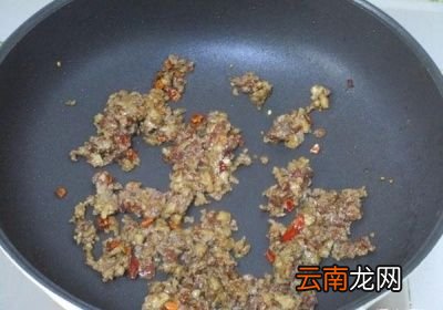 酸豆角炒肉末的做法