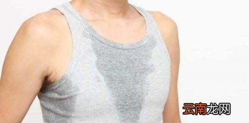 出汗后喝什么水