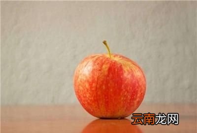 晚上睡前可不可以吃苹果