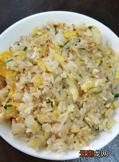 炒饭时先炒鸡蛋还是先炒米饭