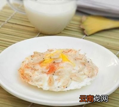 煎鸡蛋花样做法二