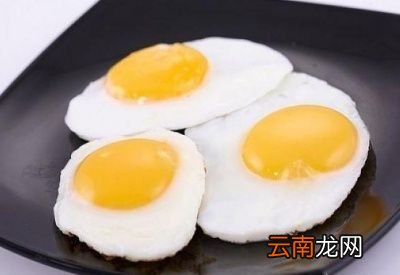 煎鸡蛋花样做法二