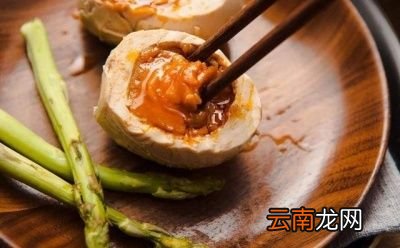 我们在家怎样腌制咸鸭蛋呢