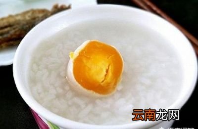 咸鸭蛋腌制方法二