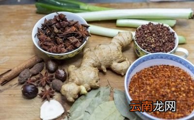 油泼辣子要怎么做吃起来才浓郁不燥香味纯粹
