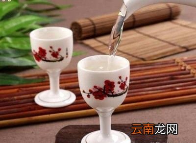 健身者选择啤酒还是白酒