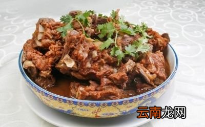 棒骨鱿鱼汤的做法