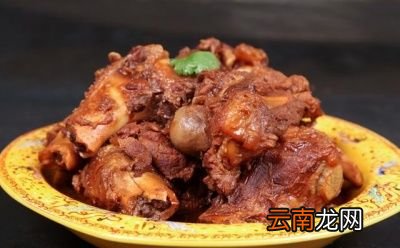 棒骨鱿鱼汤的做法