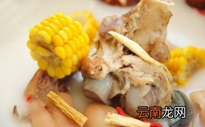 棒骨鱿鱼汤的做法