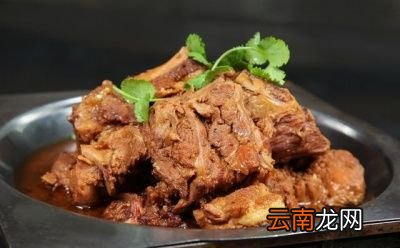 棒骨鱿鱼汤的做法