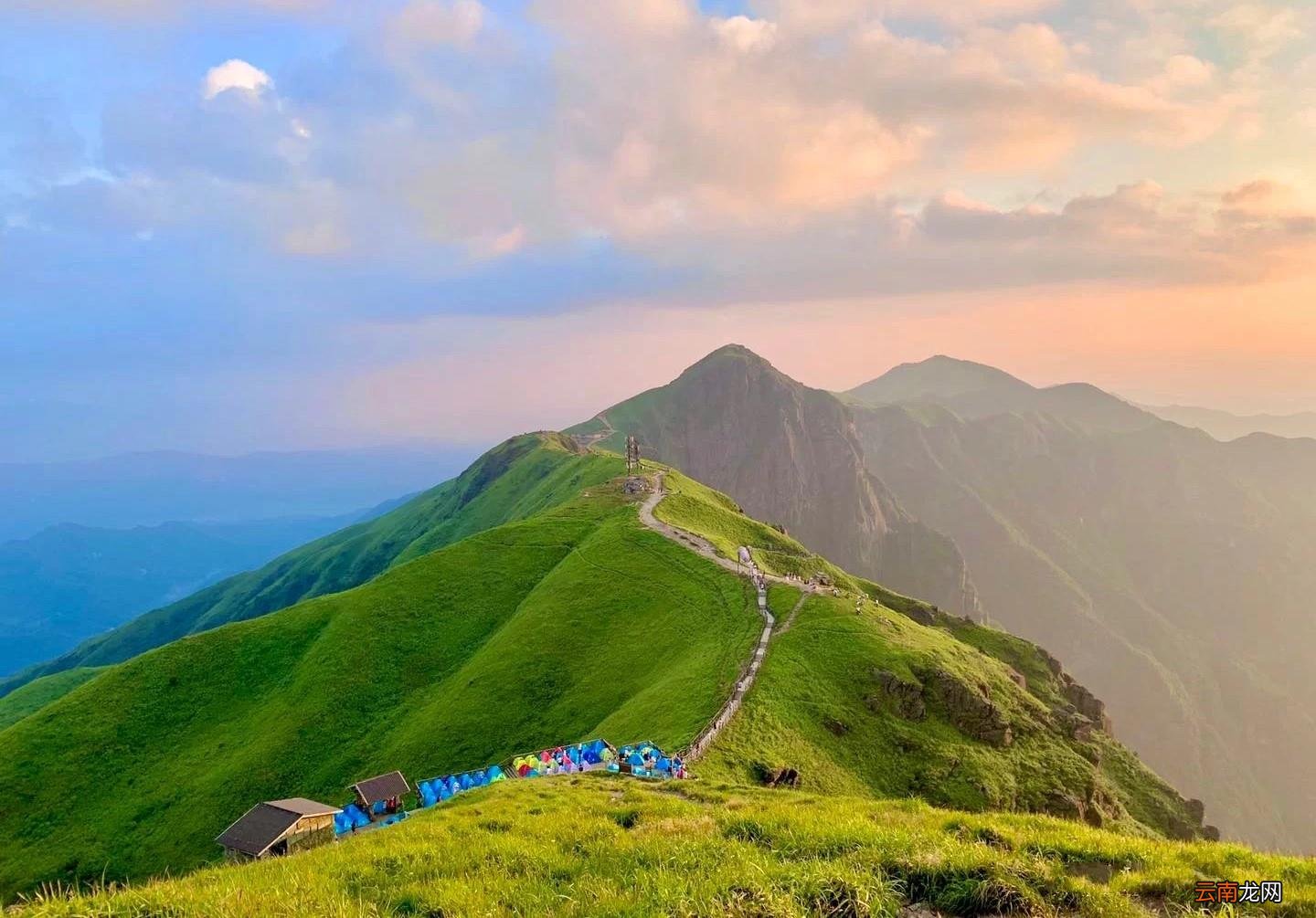 夏天去哪里旅游最好 夏季最适合旅游的地方