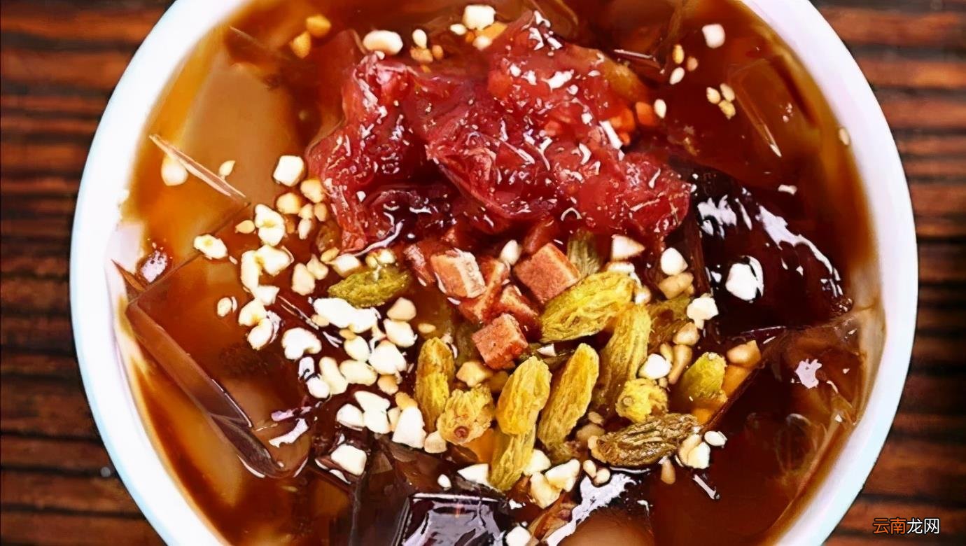 夏天卖什么小吃生意好 夏天流动摆摊冰凉小吃