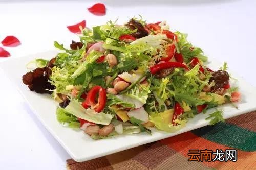 夏天卖什么小吃生意好 夏天流动摆摊冰凉小吃