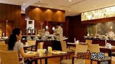 假如全民封闭14天影响最大的是什么行业