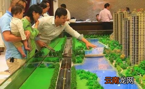 腰线层阳台如何装修利用 有腰线的阳台怎么封