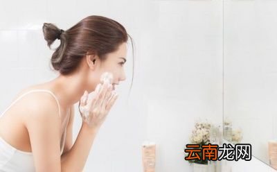 如何护理敏感肌肤
